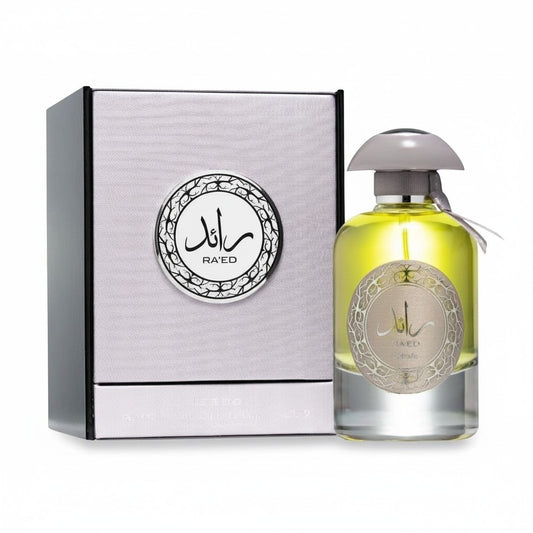 Perfume Lattafa Ra'ed Silver de Ricky Luxury con frasco de cristal y caja elegante de diseño plateado