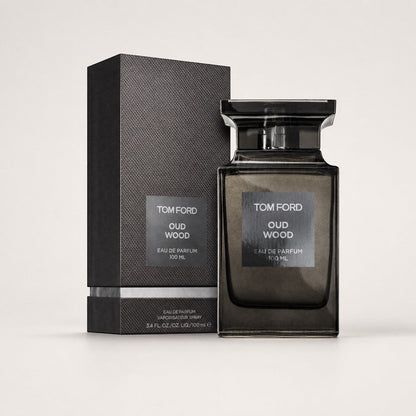 Ricky Luxury Tom Ford Oud Wood eau de parfum de 100 ml con caja negra elegante y frasco de vidrio oscuro