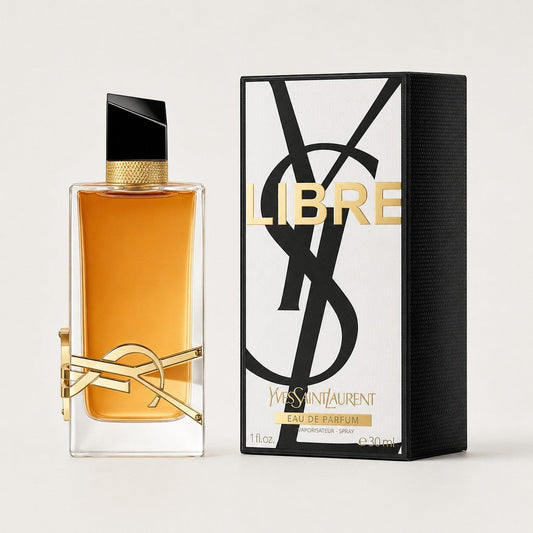 Perfume Yves Saint Laurent Libre de Ricky Luxury con frasco de cristal dorado y caja blanca y negra de 30 ml